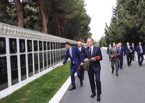 Azərbaycan və Türkiyə arasında iş proqramı imzalandı - FOTOLAR